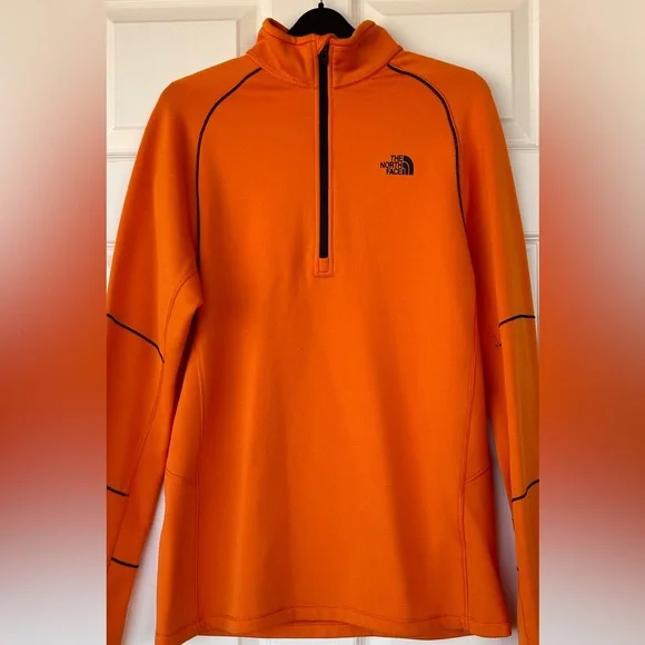 The North Face 1/4 Zip Stand‎ Up Collar Size Medium