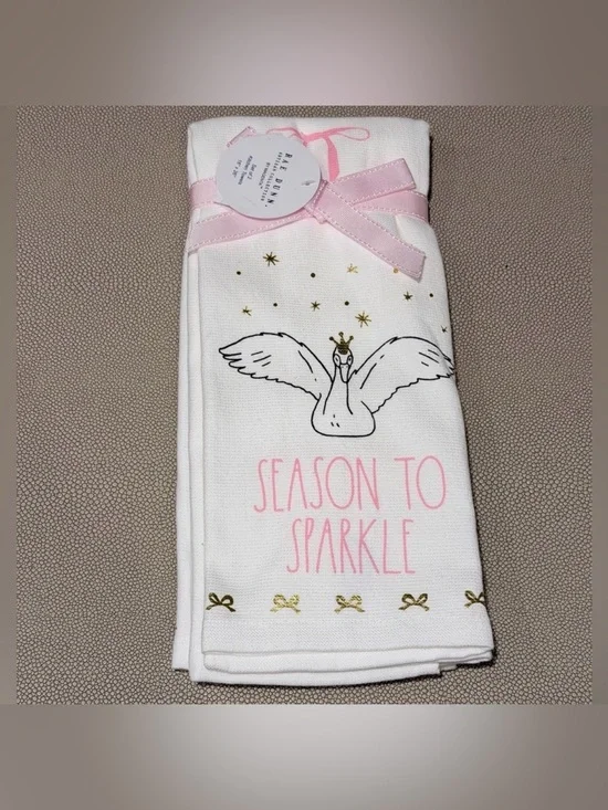 ⭐️ Rae Dunn 2PK Season to Sparkle Kitchen Towels NWT