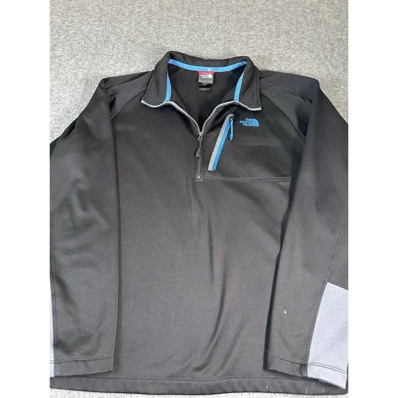 The North Face Mens Size XL Gray Blue Lines‎ Long Sleeve 1/4 Zip Pullover