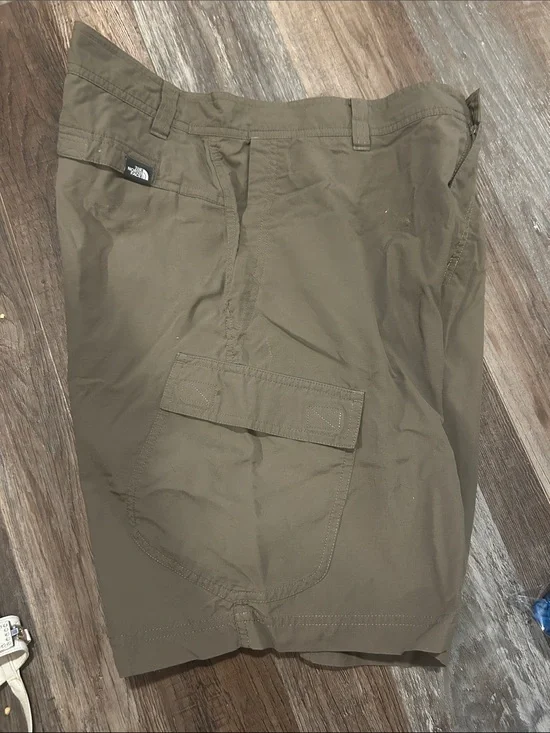 50%offw❤️ The north‎ face grey lightweight outdoor hiking short mens 34x10 #70