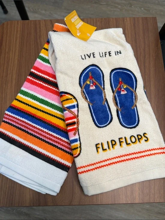 NWT Kohl's Live Life In Flip Flops Summer Kitchen Towels Set of 2