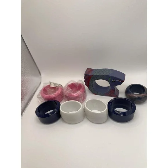 Vintage Assortment of Napkin Rings,‎ Textured, Wooden, Beaded- MIXED LOT