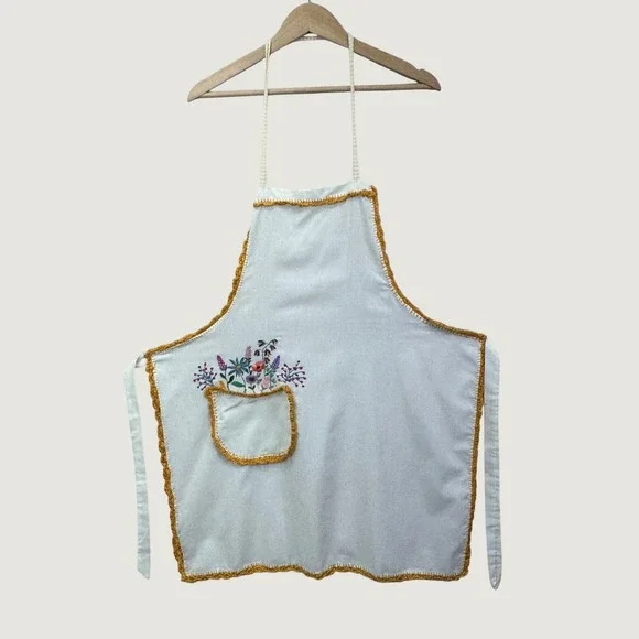 Handmade Vintage Floral Embroidered Apron OS White Cottagecore Boho Retro