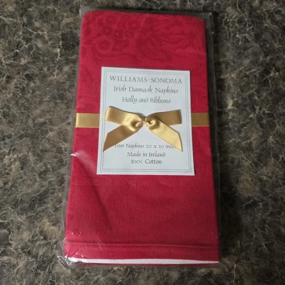 NWT Williams Sonoma Irish Damask Holly Ribbons Christmas 4 Napkins 20x20