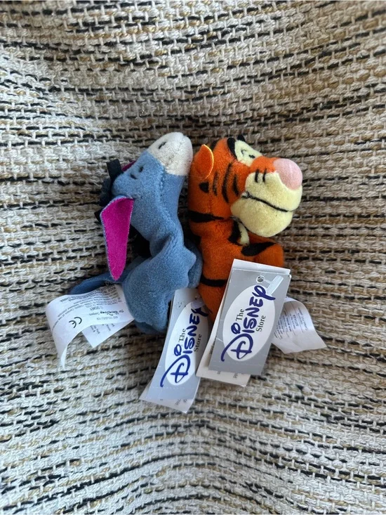 Disney Tigger & Eeyore Plush magnetic plush