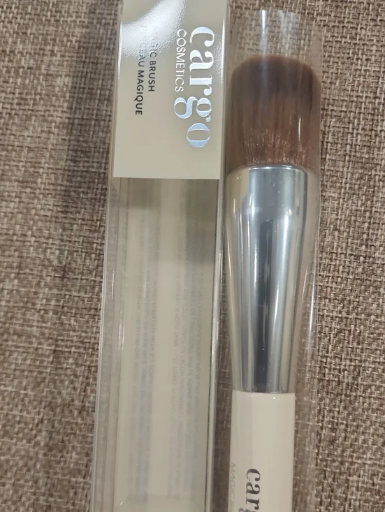 Cargo Cosmetics Magic Brush