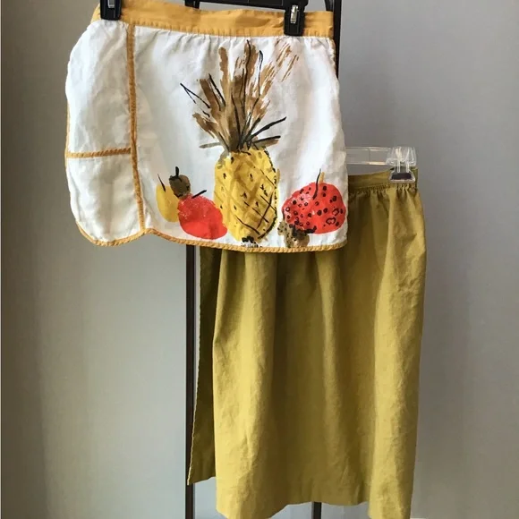 Vintage 2 Aprons Vera Neumann Retro 1960/1970 Half Apron Linen Gold Hostess‎ …