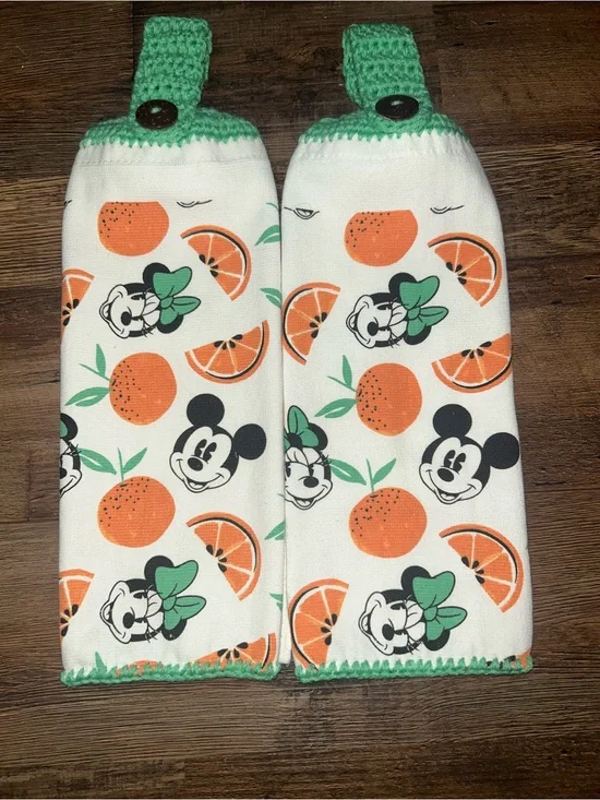 Mickey and Minnie Mouse Citrus Hanging Towel Set