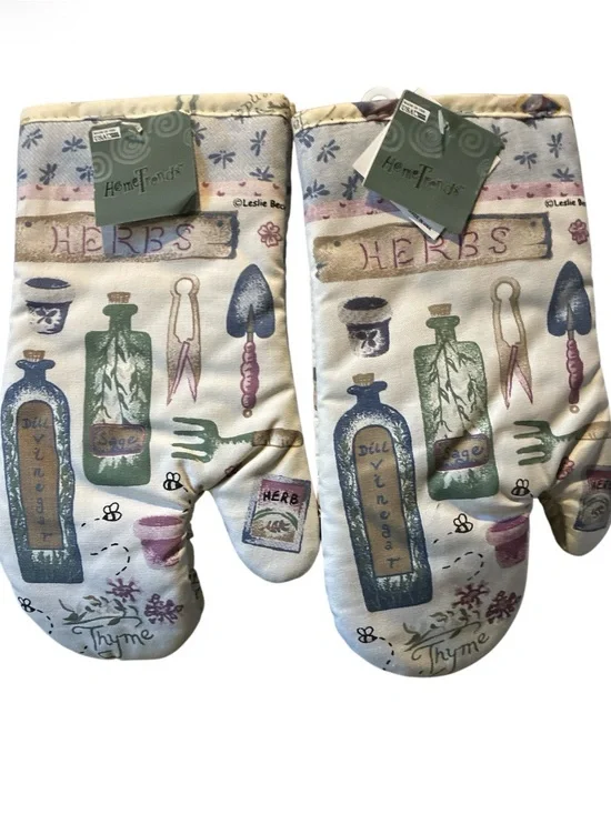 Vintage HomeTrends Herb Garden Quilted Oven Mitt Set NWT  Cottagecore