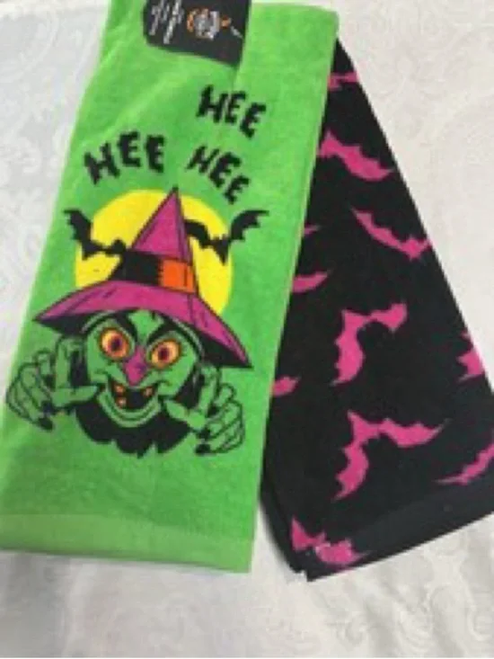 Halloween Witch Cackling Halloween Kitchen  Towels - Green and Black