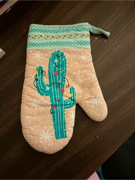 Cactus Holiday Oven Mitt in Teal and Peach