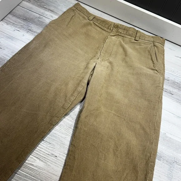 Banana Republic Corduroy Pants Men's Sz  33x30 Tan Flat Back Flap Pockets Baggy