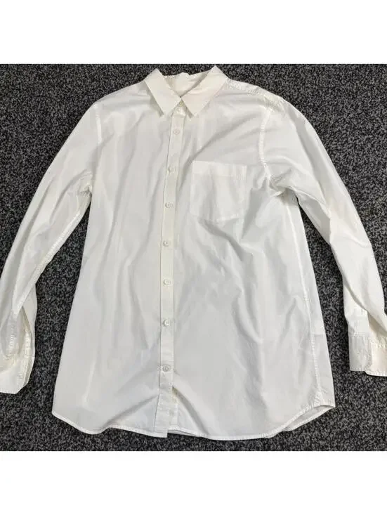 Banana Republic white button-up shirt in size S