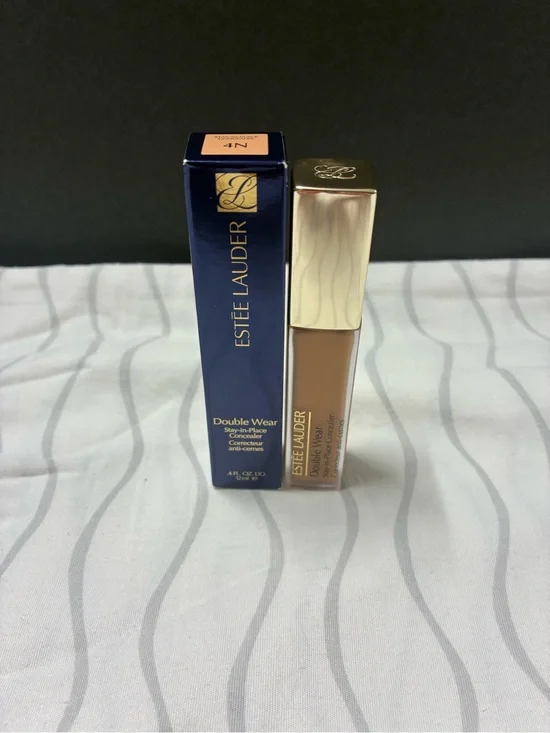 PreOwned Estee Lauder Double Wear Stay-in-Place Concealer - 4N