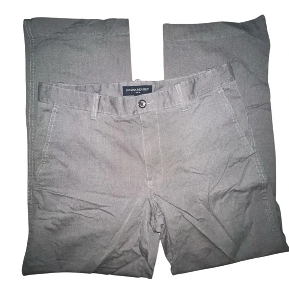 Banana Republic Men’s Slim Fit Textured Chino Pants 34x32 – Classic Style