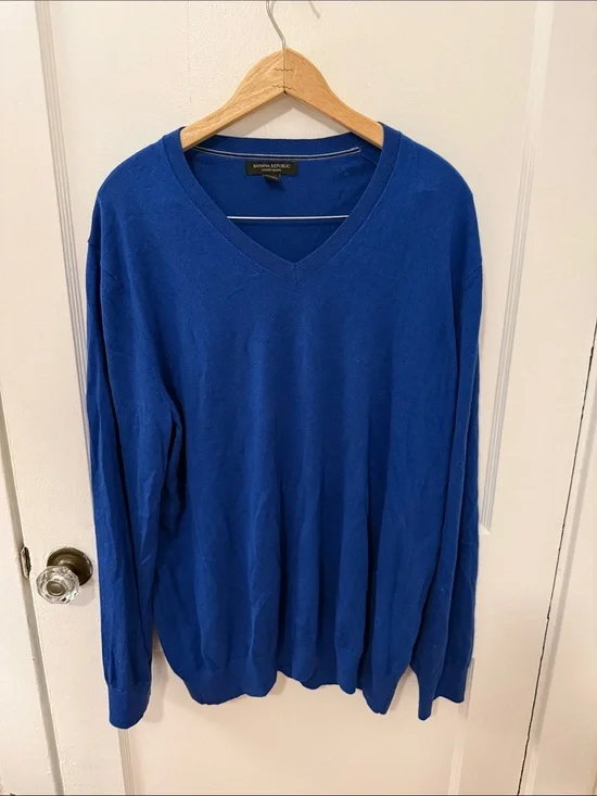 Banana Republic Men V-Neck Sweater - Cobalt Blue