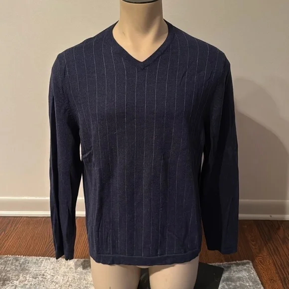 Banana Republic Men’s Extra Large V Neck Pinstripe Wool Sweater Long Sleeve