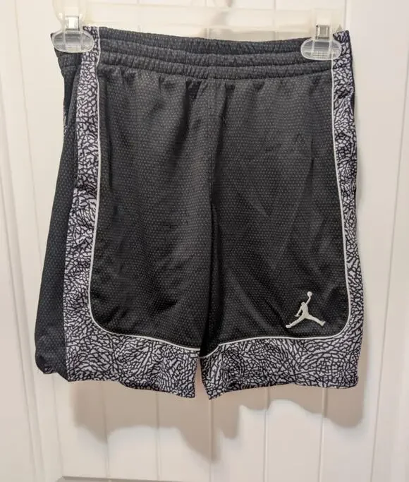 Nike Dri-Fit Jordan Basketball Shorts, Boys S (8-10YR), Black, Gray & White, EUC