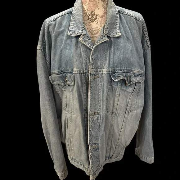Vintage Banana Republic Denim Trucker Jacket Size XL Made In USA Cabincore EUC