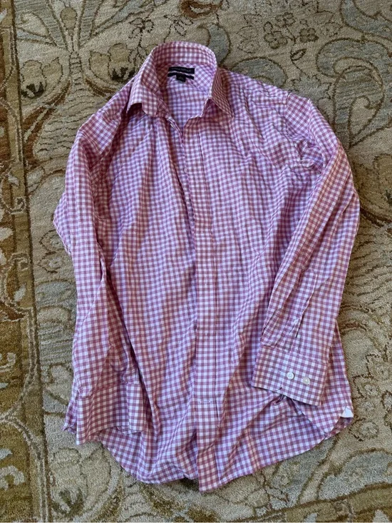 Banana Republic Pink Gingham Casual Button-Down Shirt