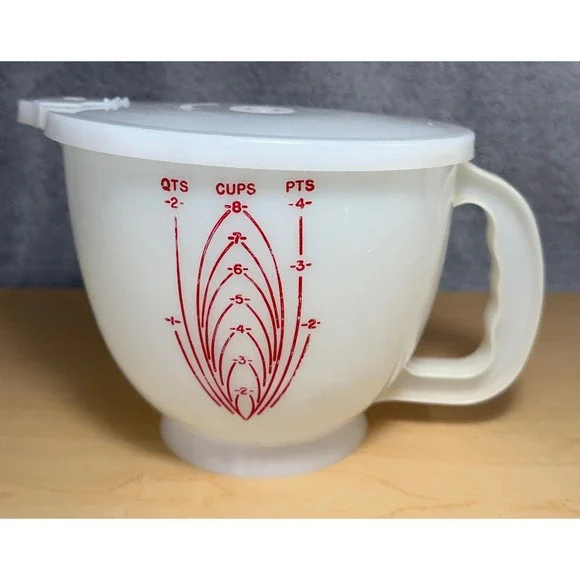 Tupperware Mix-N-Stor Measuring Pitcher 8 Cup White Vintage Red Markings 2 Qt