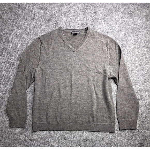Banana Republic Sweater Mens XL Merino Wool Pullover V-Neck Gray Pull Over