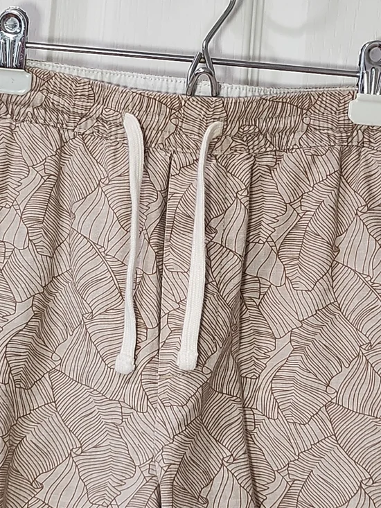 Banana Republic Tan Botanical Leaf Print 100% Cotton Drawstring Casual Shorts L