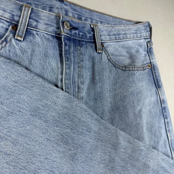 Levis 501 Original Fit Light Wash Denim Jeans Mens 36x30 Straight Leg Pants