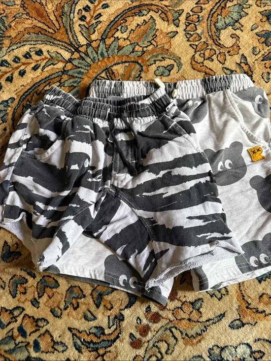 Munster Gray and White Elastic Waist Knit Shorts - bear pattern 4-5