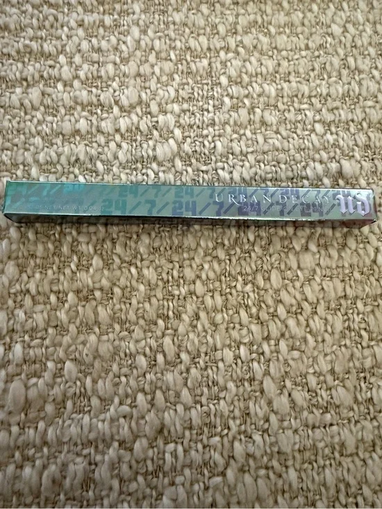 Urban Decay PERVERSION 24/7 Glide-On Eye Pencil.