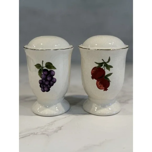 Home Ceramic Fruit Pattern SALT & PEPPER Shakers -2004-Vintage Gold Trim
