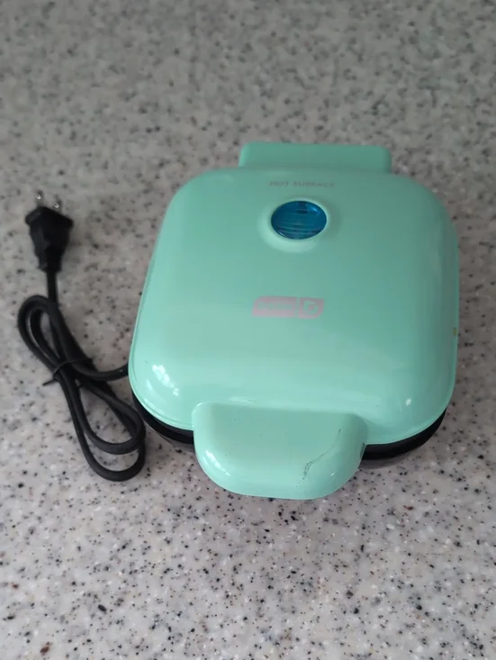 Dash Teal Egg Bite Maker Like New