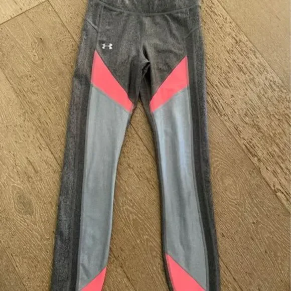 Girls Under Armour Pink/Gray Leggings Athletic Pants Size XS 6/7 💞