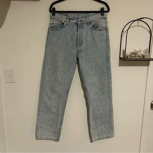 Vintage 1980’s Levi’s 501 Light Wash Jeans Made in USA 1989‎ Size 36X30