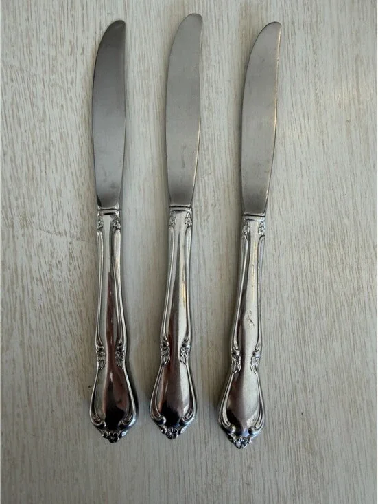 Oneidacraft Deluxe Stainless Chateau Dinner Knives Set Of 3