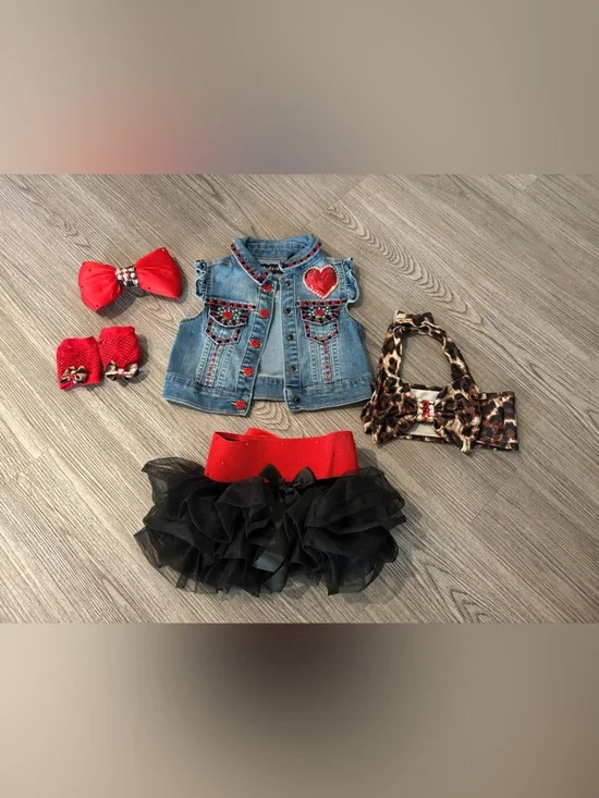 Dance costume kids size 3/4