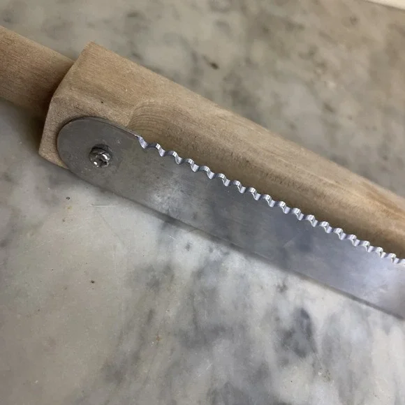 Vintage Fiddle Bow Bread Slicing Knife 15