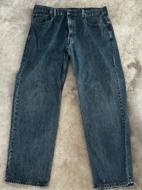 Classic Men's Medium Blue Levis 550 Jeans