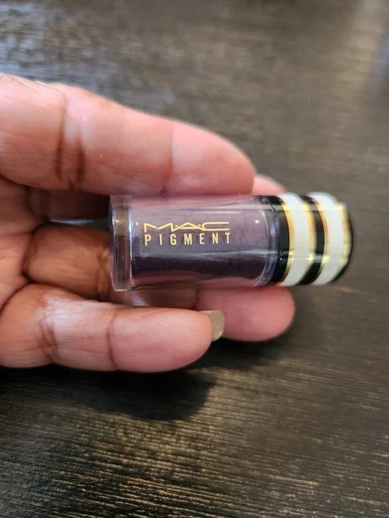 MAC Cosmetics Pigment Loose Powder - 