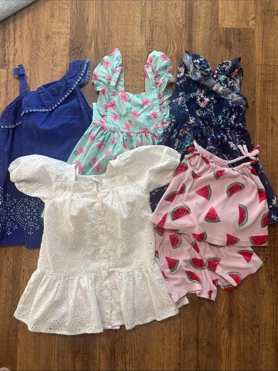 Bundle LOT of Toddler Girls 5 Outfits all Cotton in Size 5T High Quality EUC