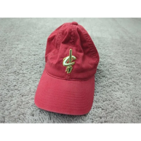 Cleveland‎ Cavaliers Hat Cap Mens OSFA NBA Adidas Red Fitted Stretch