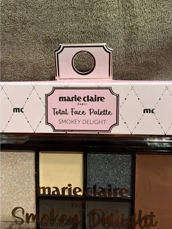 marie claire Smokey Delight Eyeshadow Palette - Neutral Brown & Gray