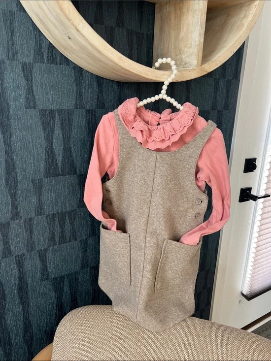 Zara jumper w Next Pink Ruffle Collar Top