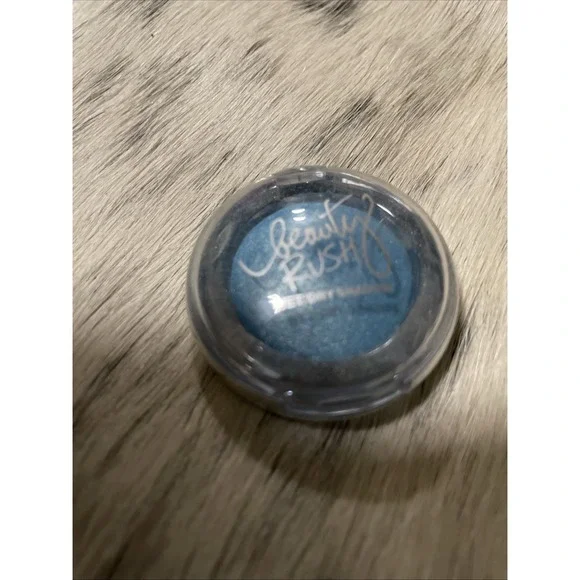 Victoria's Secret Beauty Rush Wet/Dry Shadow in Blueray - New and Sealed‎