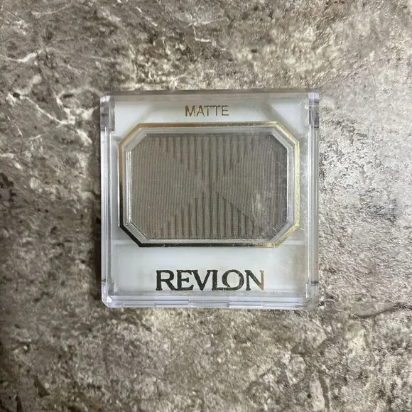 REVLON Custom Eyes Matte Eye Shadow Eyeshadow Fern .11 oz / 3.1 g ‎ New Rare HTF