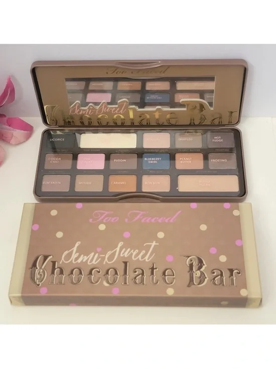 NIB Discontinued Too Faced Semi-Sweet Chocolate Bar Eyeshadow Palette 2014