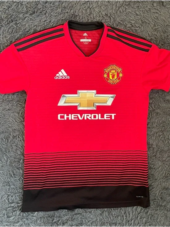 Men Size Small Adidas Manchester United 2018 2019 Football Shirt Soccer Jersey