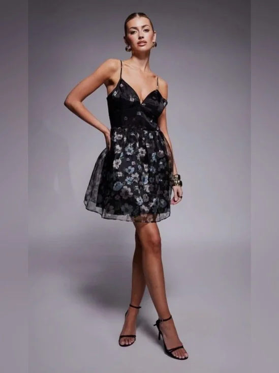 Lulus' Black Floral Tulle Party Dress
