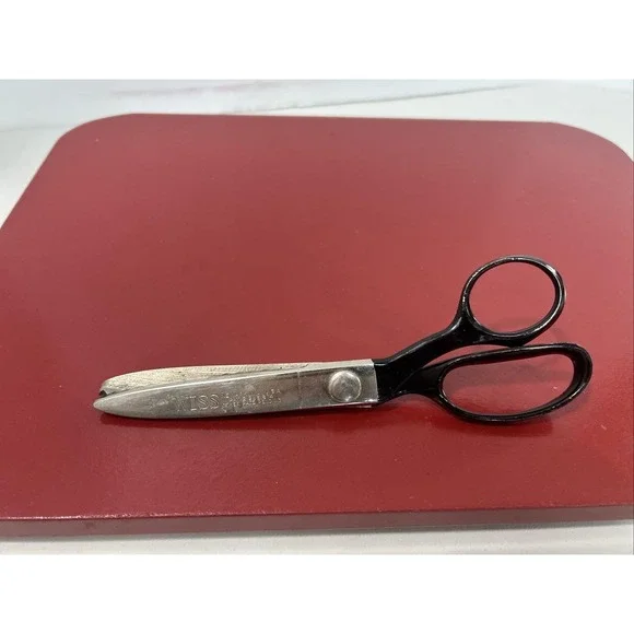 Vintage Wiss Pinking Shears Model A Black Handle Made in USA Sewing Tool Zig Zag