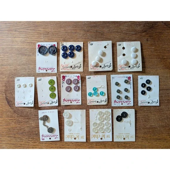Vintage Button Lot Lansing Le Chic Pacific Cards Sewing Notions Mixed Colors